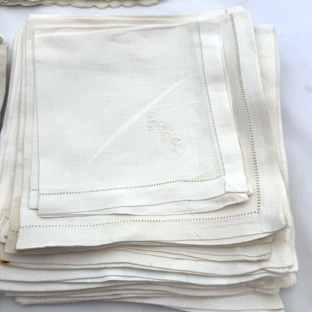 8 sets of Napkins white cream crochet linen embroidered - Picture 8 of 16